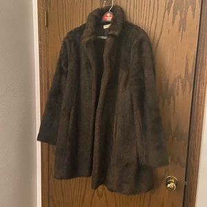 Faux fur coat. Valerie Stevens. Large.